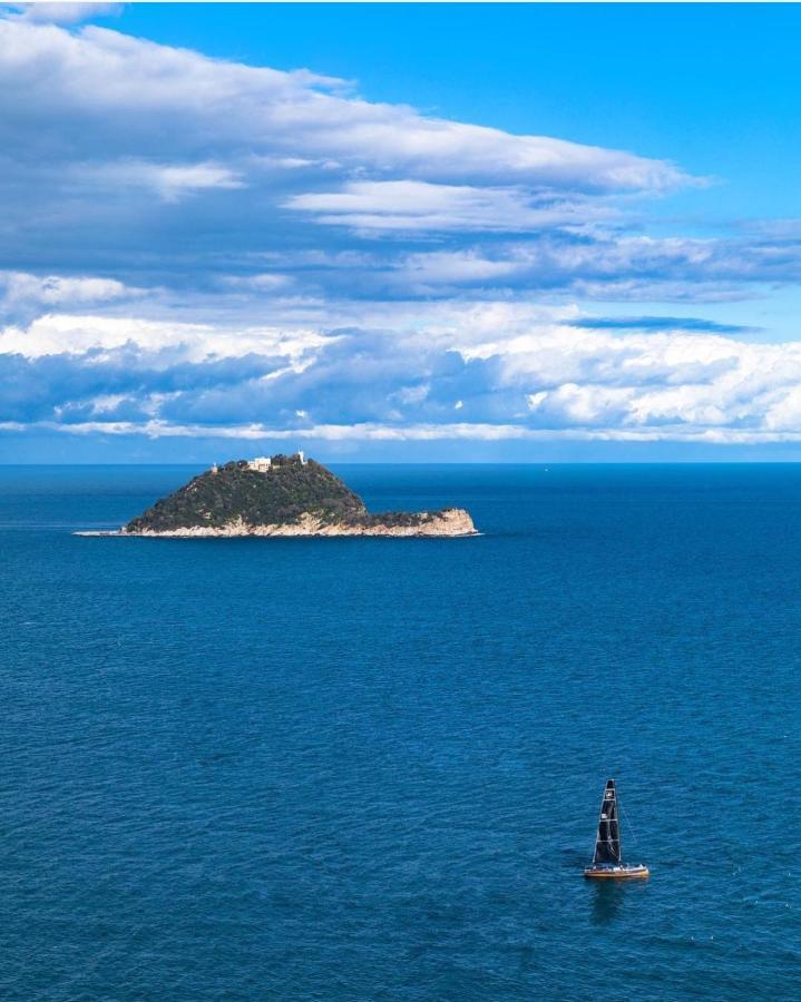Apartmán La Via Del Mare Albenga Exteriér fotografie
